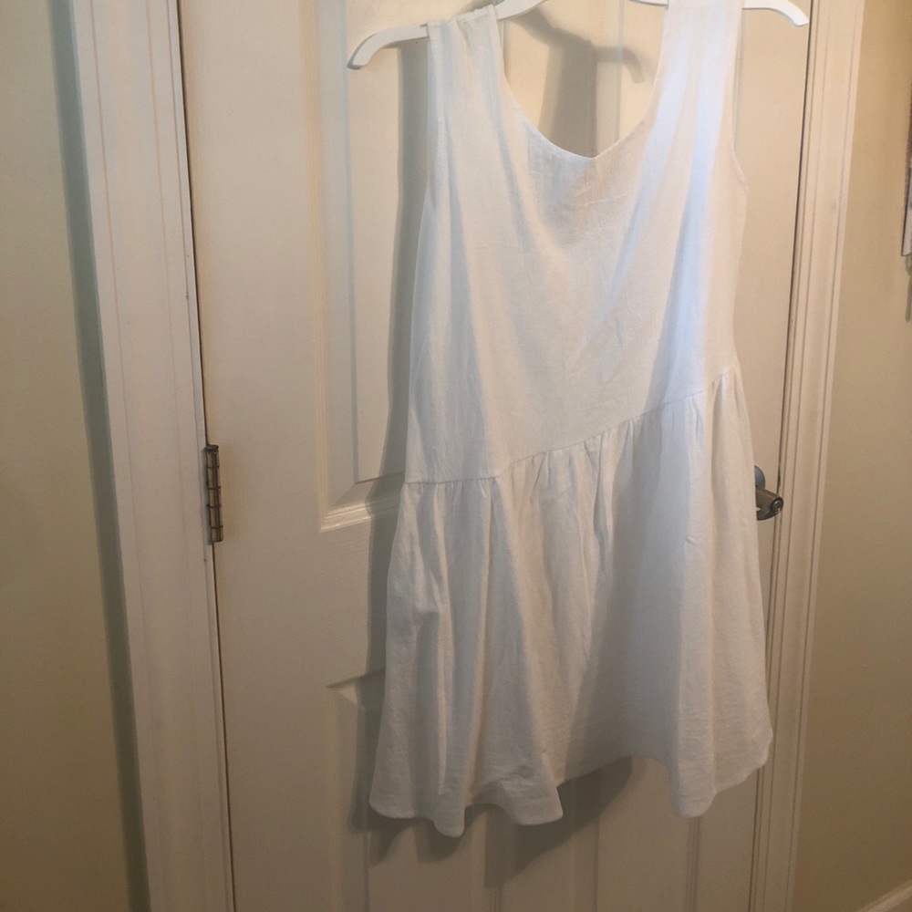 Brand new dress with pockets
